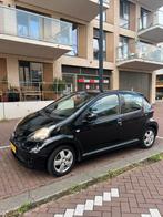 Toyota Aygo 1.0 12V Vvt-i 5DRS 2007 Zwart AIRCO CARPLAY VOL, Auto's, Toyota, Voorwielaandrijving, Stof, Zwart, 4 stoelen