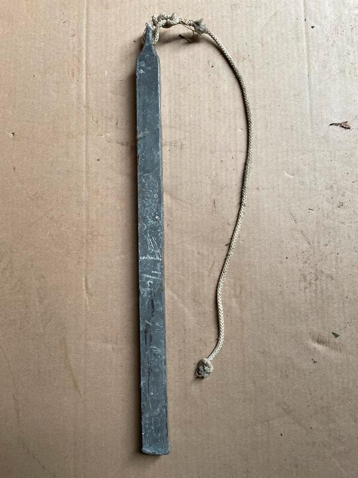 2 stuks oud zwaar contragewicht van ouderwets schuifraam, Antiek en Kunst, Antiek | Gereedschap en Instrumenten, Ophalen