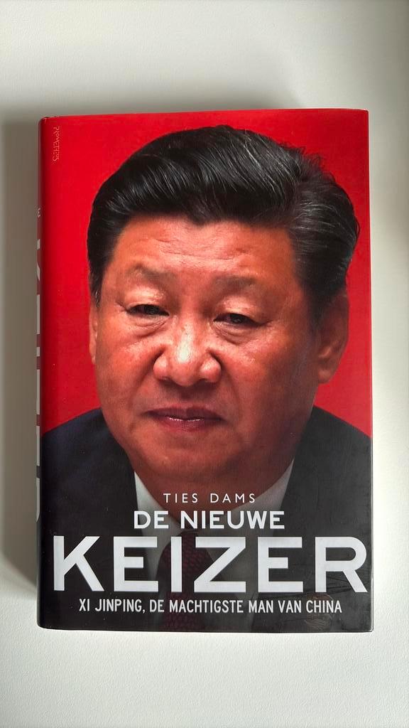 Ties Dams - De nieuwe Keizer, Boeken, Politiek en Maatschappij, Zo goed als nieuw, Wereld, Ophalen of Verzenden