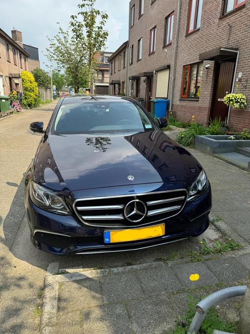 Mercedes-Benz E-Klasse E220 d 194pk 9G-TRONIC 2019 Blauw, Auto's, Mercedes-Benz, Particulier, E-Klasse, Diesel, Sedan, Automaat