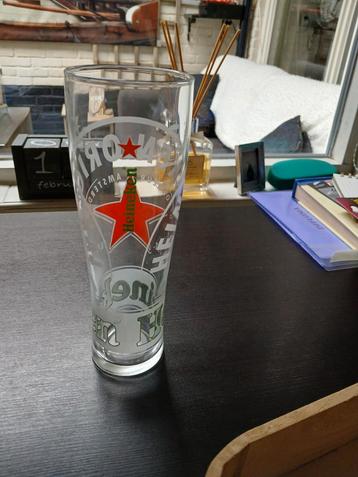 Heineken pint uk beschikbaar voor biedingen