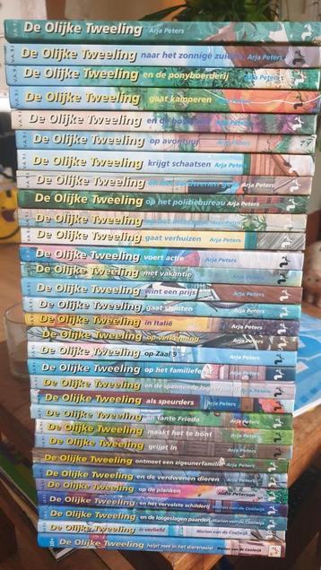 Olijke Tweeling Boeken Collectie (31 stuks) beschikbaar voor biedingen