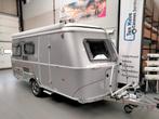 Eriba Touring 530 LEGEND NIEUW ! zeer mooi incl. luifel !, Bedrijf, Hordeur, 5 tot 6 meter, Vast bed