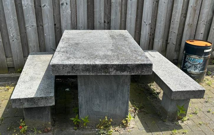 Zware betonnen tuinset/tuintafel/zithoek, Tuin en Terras, Tuinsets en Loungesets, Zo goed als nieuw, Tuinset, Overige materialen