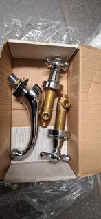 Nostalgische Wastafelkraan - Nieuw met Bevestigingsmateriaal, Ophalen of Verzenden, Nieuw, Koper, Wastafel