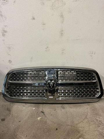 Dodge RAM 4th Gen Chrome Grille 6809393AC beschikbaar voor biedingen