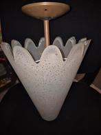 Vintage hanglamp met glazen kap, Gebruikt, Vintage, Ophalen of Verzenden, Glas