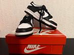 Nike Dunk Low GS Panda - US 6.5Y - Nieuw in doos!, Kleding | Dames, Schoenen, Ophalen of Verzenden, Nieuw, Wit, Sneakers of Gympen