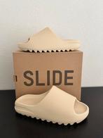 Adidas Yeezy Slide Bone 44 1/2, Kleding | Heren, Schoenen, Slippers, Overige kleuren, Nieuw, Ophalen of Verzenden