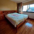 Houten bed met electrisch verstelbare lattenbodems, Huis en Inrichting, Slaapkamer | Bedden, Ophalen, Tweepersoons, 180 cm, 200 cm