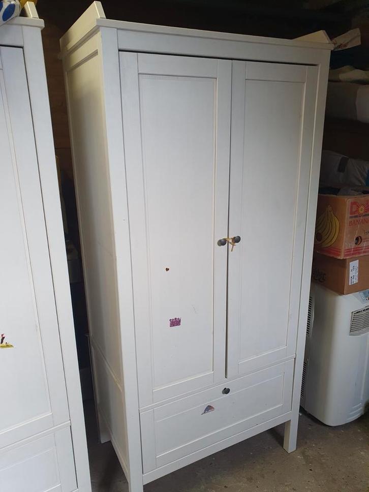 ikea kinder kleding kast SUNDVIK, Antiek en Kunst, Antiek | Meubels | Kasten, Ophalen