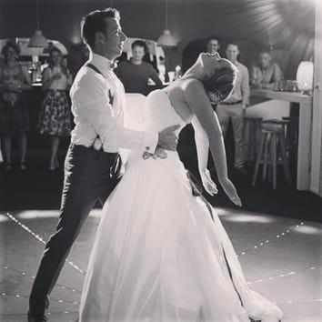 Bachata (prive) les beschikbaar voor biedingen