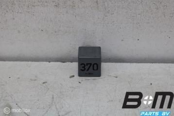 Relais 370 Audi A4 8H Cabrio 8D0951253 beschikbaar voor biedingen