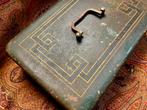 Antieke Brandkluis Geldkluis, Antiek en Kunst, Ophalen of Verzenden