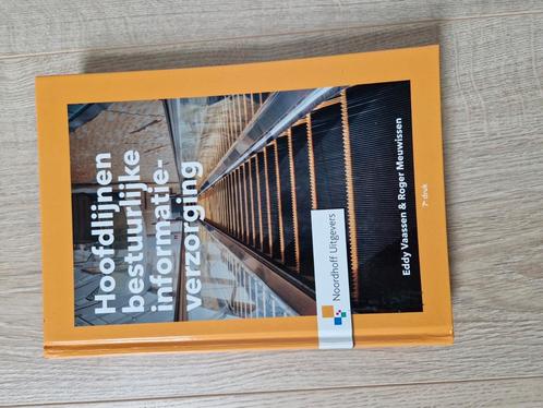 Eddy Vaassen - Hoofdlijnen bestuurlijke informatieverzorging, Boeken, Informatica en Computer, Zo goed als nieuw, Ophalen of Verzenden
