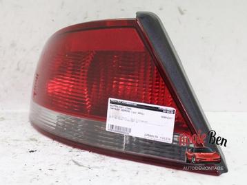 Achterlicht links van een Chrysler Sebring beschikbaar voor biedingen
