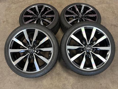 18 inch originele velgen + zomerbanden Toyota Auris Corolla, Auto-onderdelen, Banden en Velgen, Banden en Velgen, Zomerbanden