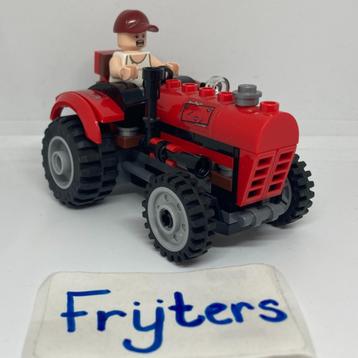 LEGO Farmer met tractor beschikbaar voor biedingen