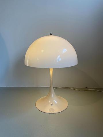 Louis Poulsen Panthella tafelmodel Verner Panton beschikbaar voor biedingen