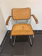 Vintage Cesca stoel met armleuningen, Huis en Inrichting, Stoelen, Gebruikt, Bruin, Ophalen of Verzenden, Eén