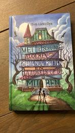 Het huis met de schuine vloeren, pratende ratten en raadsels, Ophalen of Verzenden, Nieuw, Tom Llewellyn