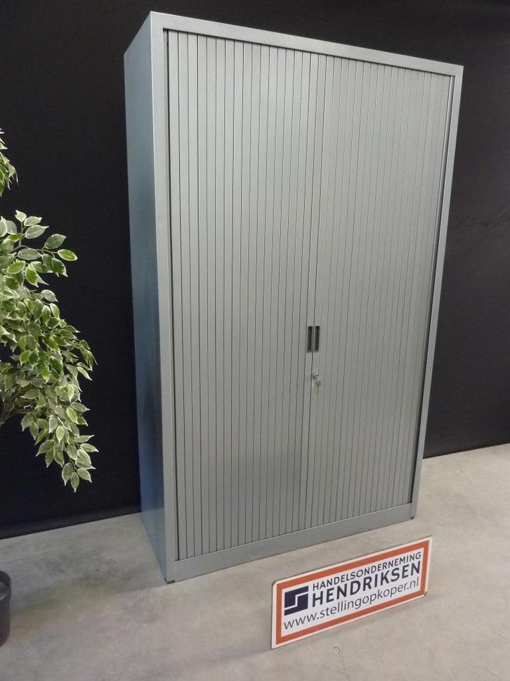 Nette roldeurkast / kantoorkast vele aanwezig! archiefkast, Huis en Inrichting, Kasten | Roldeurkasten en Archiefkasten, Gebruikt