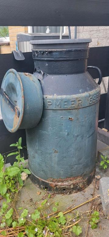Melkbus ter decoratie, bloemenbak, vintage, authentiek beschikbaar voor biedingen