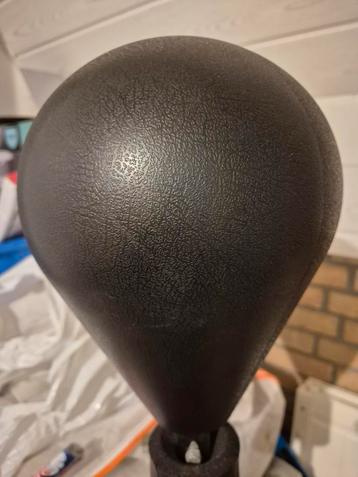 Speedball boksbal op voet  beschikbaar voor biedingen