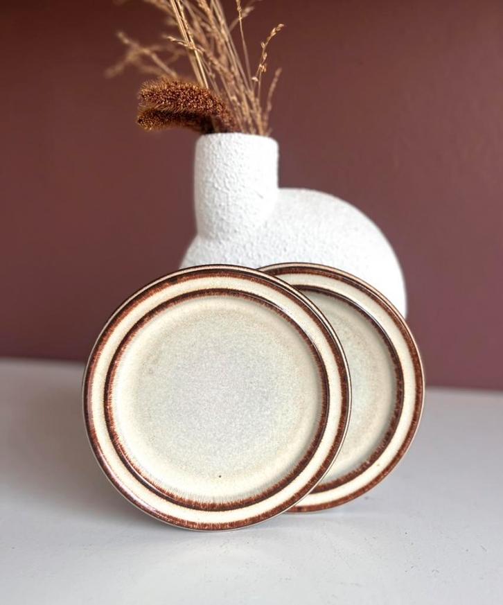 Vintage gebaks bordjes keramiek, Huis en Inrichting, Woonaccessoires | Vazen, Zo goed als nieuw, Overige kleuren, Minder dan 50 cm