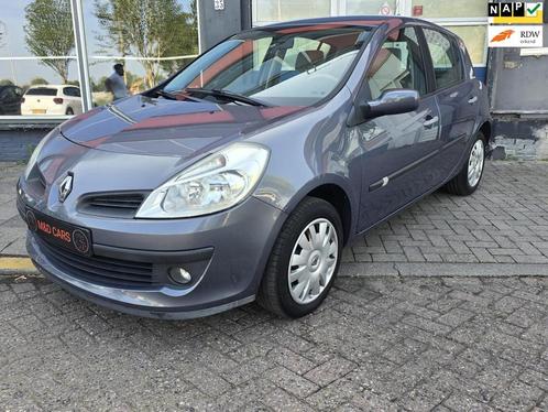 Renault Clio 1.6-16V Privilège AIRCO/NAP/ELEK RAMEN/CR CONT, Auto's, Renault, Bedrijf, Te koop, Clio, ABS, Airbags, Airconditioning