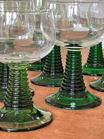 12 vintage Roemer wijnglazen groene geribbelde voet Luminarc, Ophalen of Verzenden, Zo goed als nieuw, Overige typen