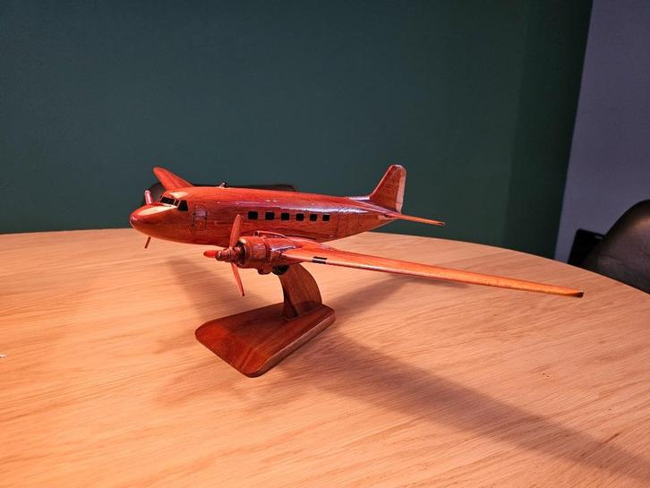 Douglas DC3 / C47 Houten Vliegtuig Model (1:60), Hobby en Vrije tijd, Modelbouw | Vliegtuigen en Helikopters, Nieuw, Vliegtuig