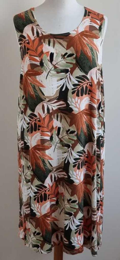 Tom Tailor soepelvallende jurk met bladeren print maat 46, Kleding | Dames, Grote Maten, Zo goed als nieuw, Jurk, Groen, Ophalen of Verzenden
