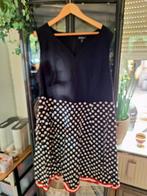 Ulla popken jurk maat 54 zwart stippen, Kleding | Dames, Grote Maten, Ulla Popken, Ophalen of Verzenden, Zo goed als nieuw, Jurk