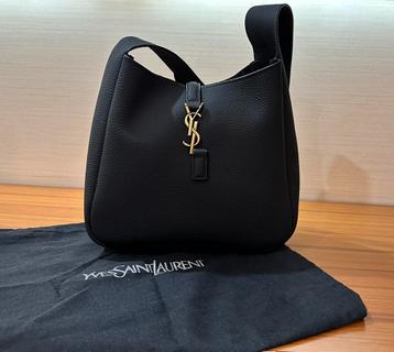 Saint laurent Le 5 à 7 Hobo YSL beschikbaar voor biedingen