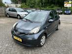 Toyota Aygo 1.0-12V + // 5deurs // Airco // APK 10-3-2026, Voorwielaandrijving, Gebruikt, 4 stoelen, 68 pk