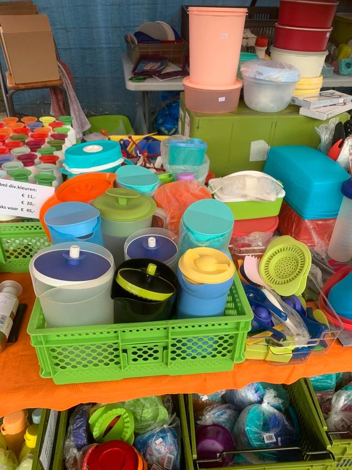 Tupperware verzending t/m 29 september voor €1,-, Huis en Inrichting, Keuken | Tupperware, Zo goed als nieuw, Bus of Trommel, Blauw
