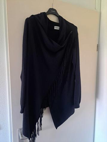 Cape / vest Repeat 100% Merino wol 44