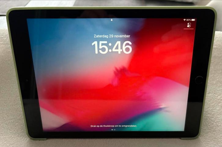 Apple iPad 9.7 inch. 32GB Wifi (2017), Computers en Software, Apple iPads, Gebruikt, Apple iPad, Wi-Fi, 9 inch, 32 GB, Zilver