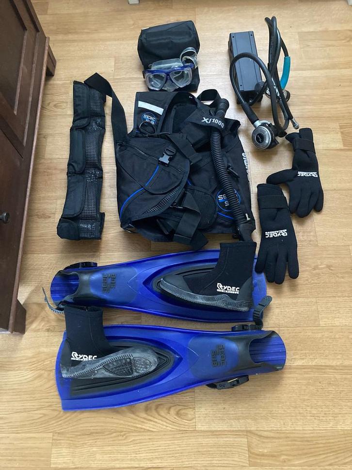 Te koop complete duikuitrusting, Watersport en Boten, Duiken, Zo goed als nieuw, Duikpak, Ophalen