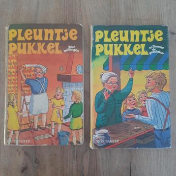 2 x pleuntje pukkel en tiromini de goochelaar/gaat behangen beschikbaar voor biedingen