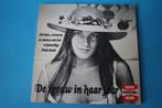 PANORAMA fotoboek – De vrouw in het jaar 1975 – Dolle Mina’s, Ophalen of Verzenden