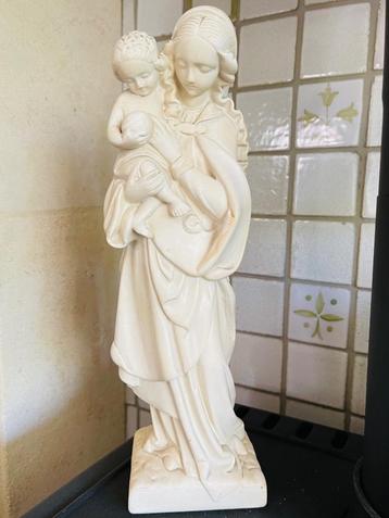 Italiaans Mariabeeldje 31 cm hoog met lieve gezichtjes beschikbaar voor biedingen