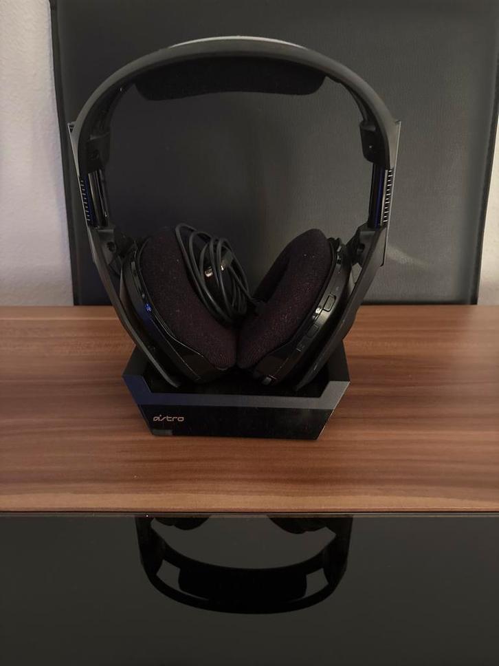 Hoofdtelefoon - Topkwaliteit!, Audio, Tv en Foto, Koptelefoons, Zo goed als nieuw, Over oor (circumaural), Overige merken, Draadloos