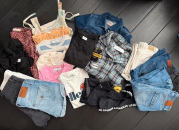 Kleding pakket maat XS | 20 stuks beschikbaar voor biedingen