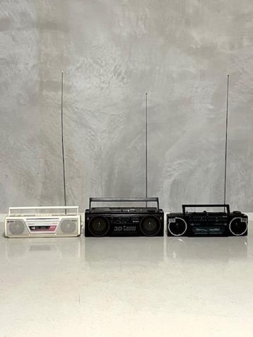 Jaren 80 radio vintage ghettoblaster Panasonic Sony Hitachi beschikbaar voor biedingen