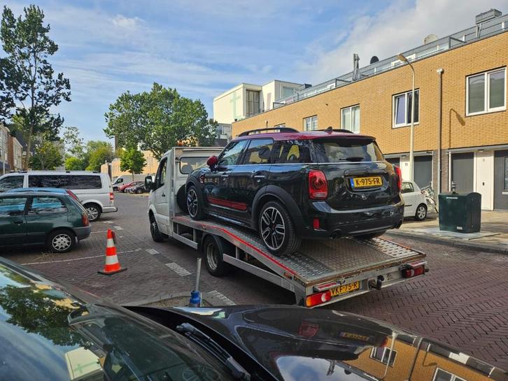 Verhuur oprijwagen | Auto ambulance | met chauffeur KM vrij!, Diensten en Vakmensen, Verhuur | Auto en Motor, Aanhangwagen, Personenauto