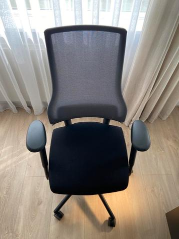 BMA Axia 2.5 Luxe Ergonomische bureaustoel (1 jaar oud) beschikbaar voor biedingen