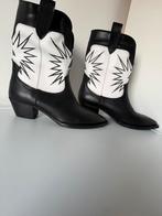 Zwarte Shoeby Laarzen met Witte Details - Maat 37, Zwart, Lage of Enkellaarzen, Nieuw, Ophalen of Verzenden