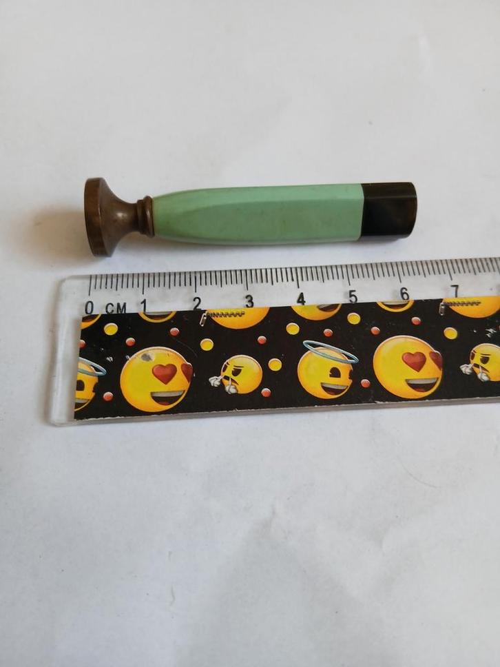 Vintage Lakzegel met Groen Handvat en Initialen, Antiek en Kunst, Antiek | Kantoor en Zakelijk, Ophalen of Verzenden